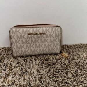 Soft pink Small Michael Kors Logo Wallet
